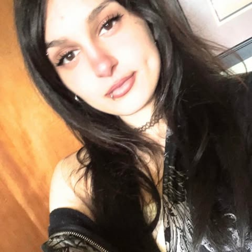 Meet your Posher, Juliet